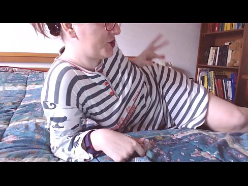 ❤️ Gabh an coileach mòr dubh seo nad bheul tràill bheag ️ Pornografach leinn gd.pornfuror.ru ️❤