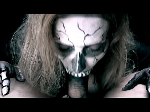 ❤️ Demon nighean sucking cock le a beul dubh agus slugadh cum. ️ Pornografach leinn gd.pornfuror.ru ️❤